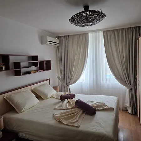 Apartment - Saint Vlas Apartmán *